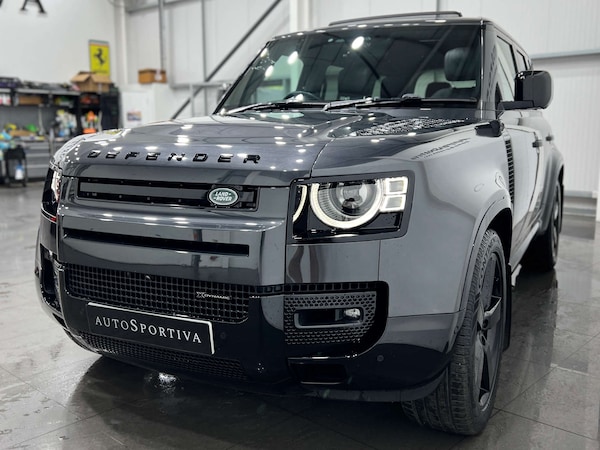 Used Land Rover Defender 2021 for sale - 76277585: Photo 11