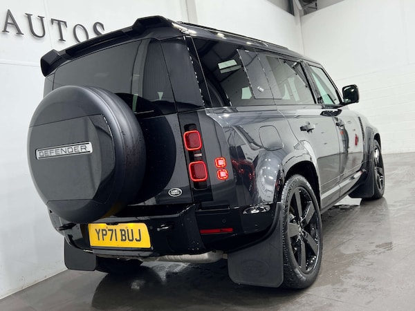 Used Land Rover Defender 2021 for sale - 76277585: Photo 25