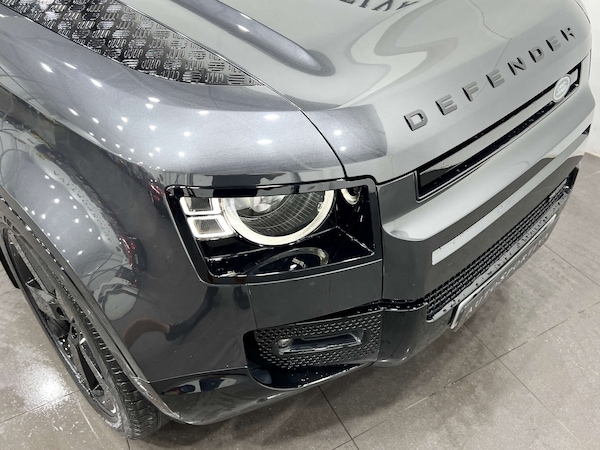 Used Land Rover Defender 2021 for sale - 76277585: Photo 32