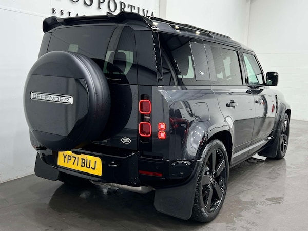 Used Land Rover Defender 2021 for sale - 76277585: Photo 5