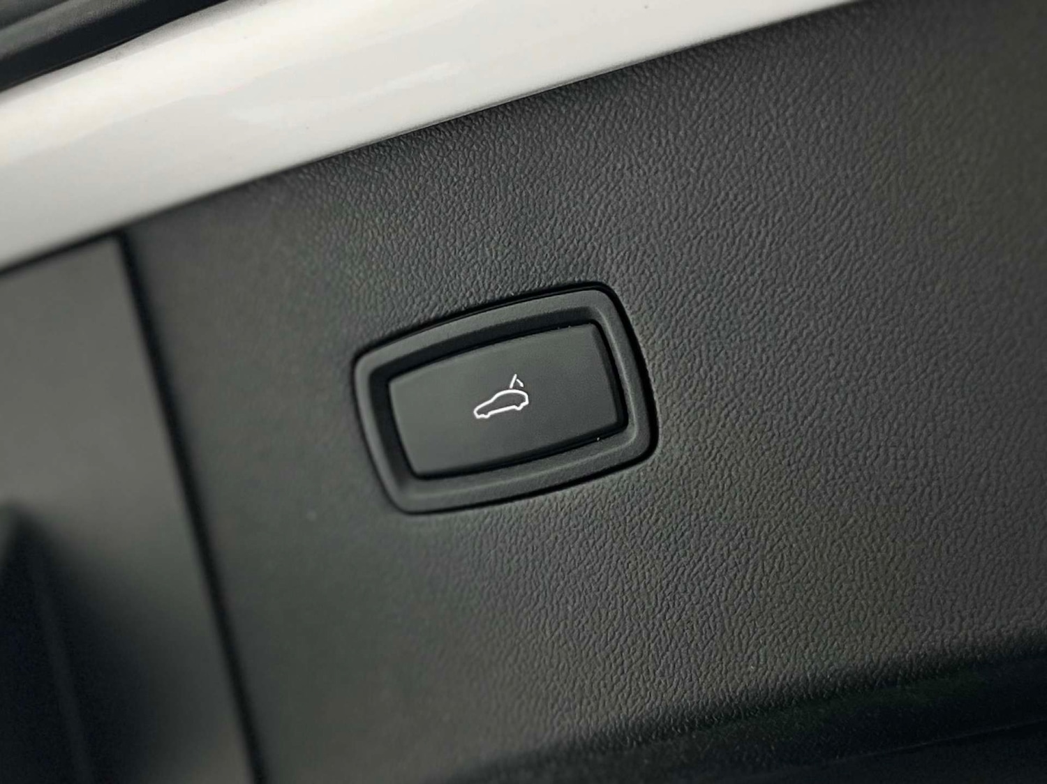 Used Porsche Cayenne 2019 for sale - 77833837: Photo 33