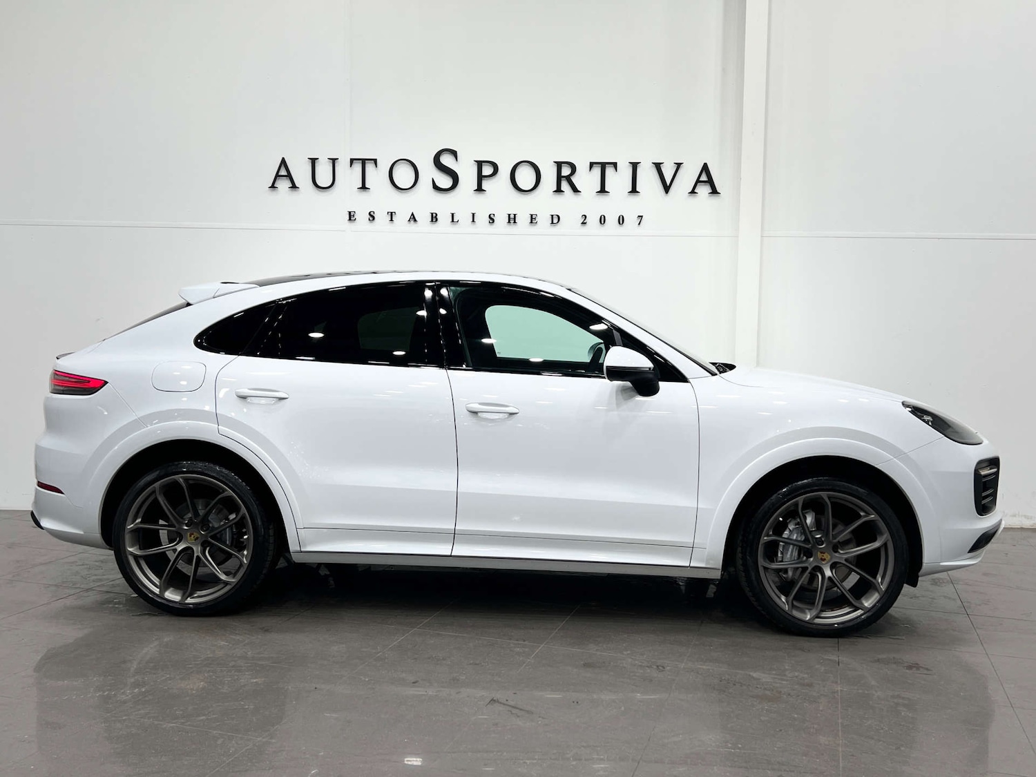 Used Porsche Cayenne 2019 for sale - 77833837: Photo 4