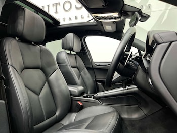 Used Porsche Macan 2024 for sale - 75593316: Photo