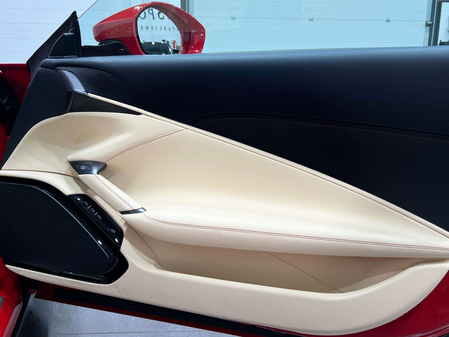 Used Ferrari Roma 2023 for sale - 76280342: Photo 21