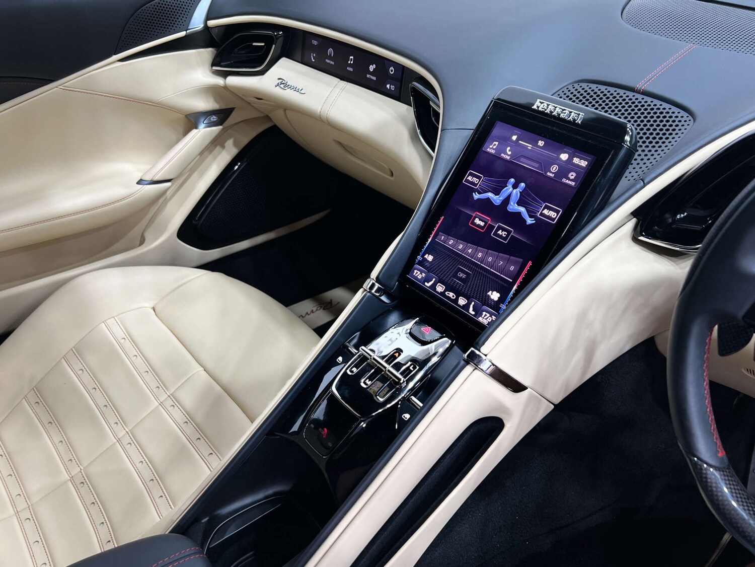 Used Ferrari Roma 2023 for sale - 76280342: Photo 22