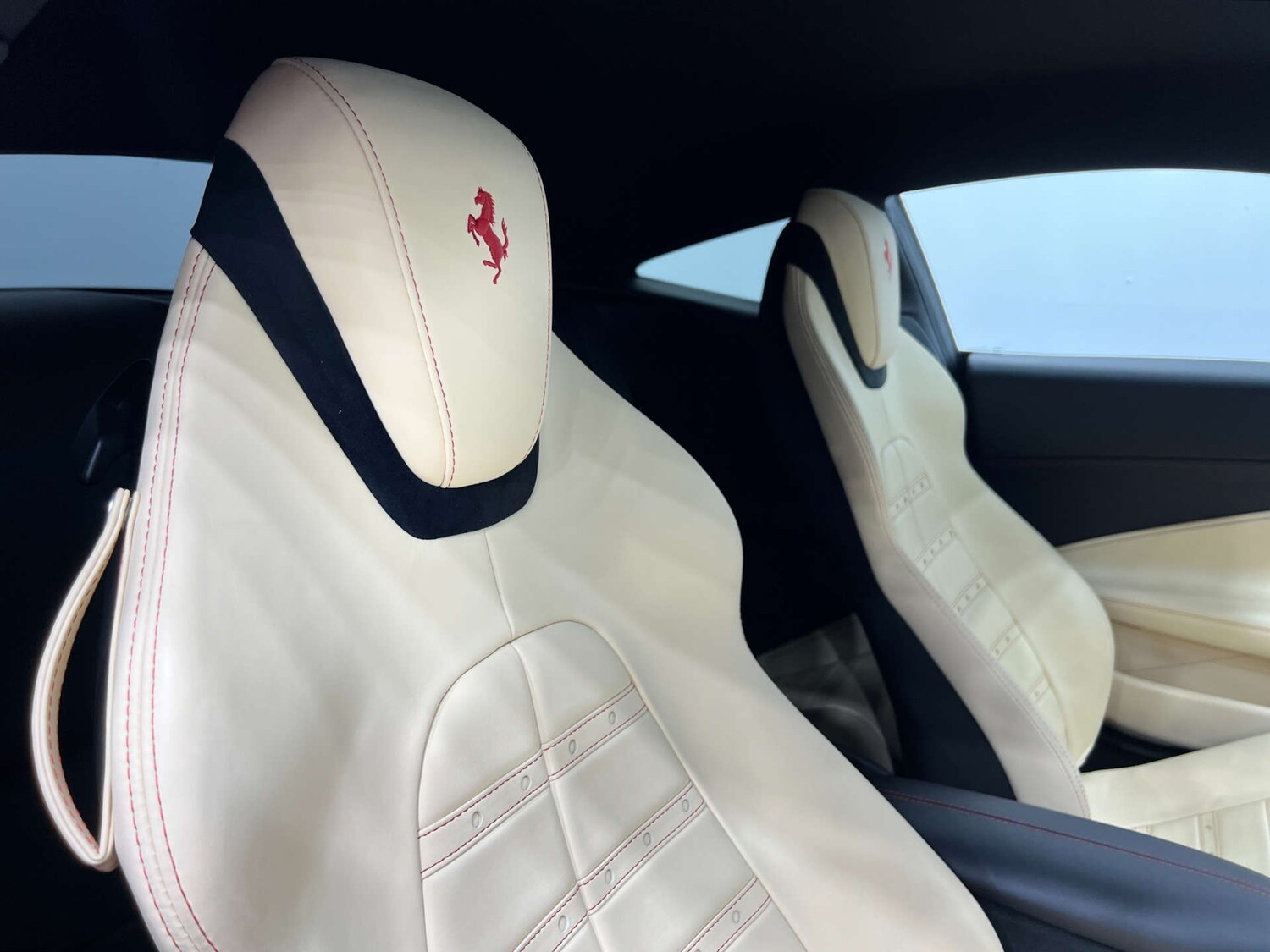 Used Ferrari Roma 2023 for sale - 76280342: Photo 38