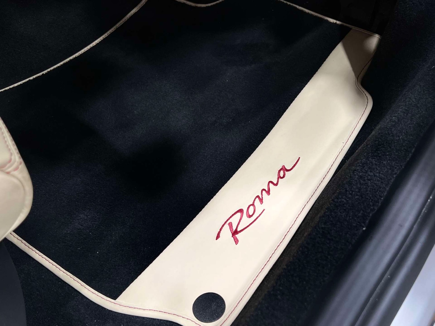 Used Ferrari Roma 2023 for sale - 76280342: Photo 39