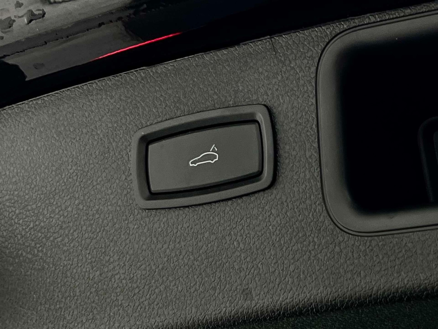Used Porsche Macan 2024 for sale - 76275298: Photo 22