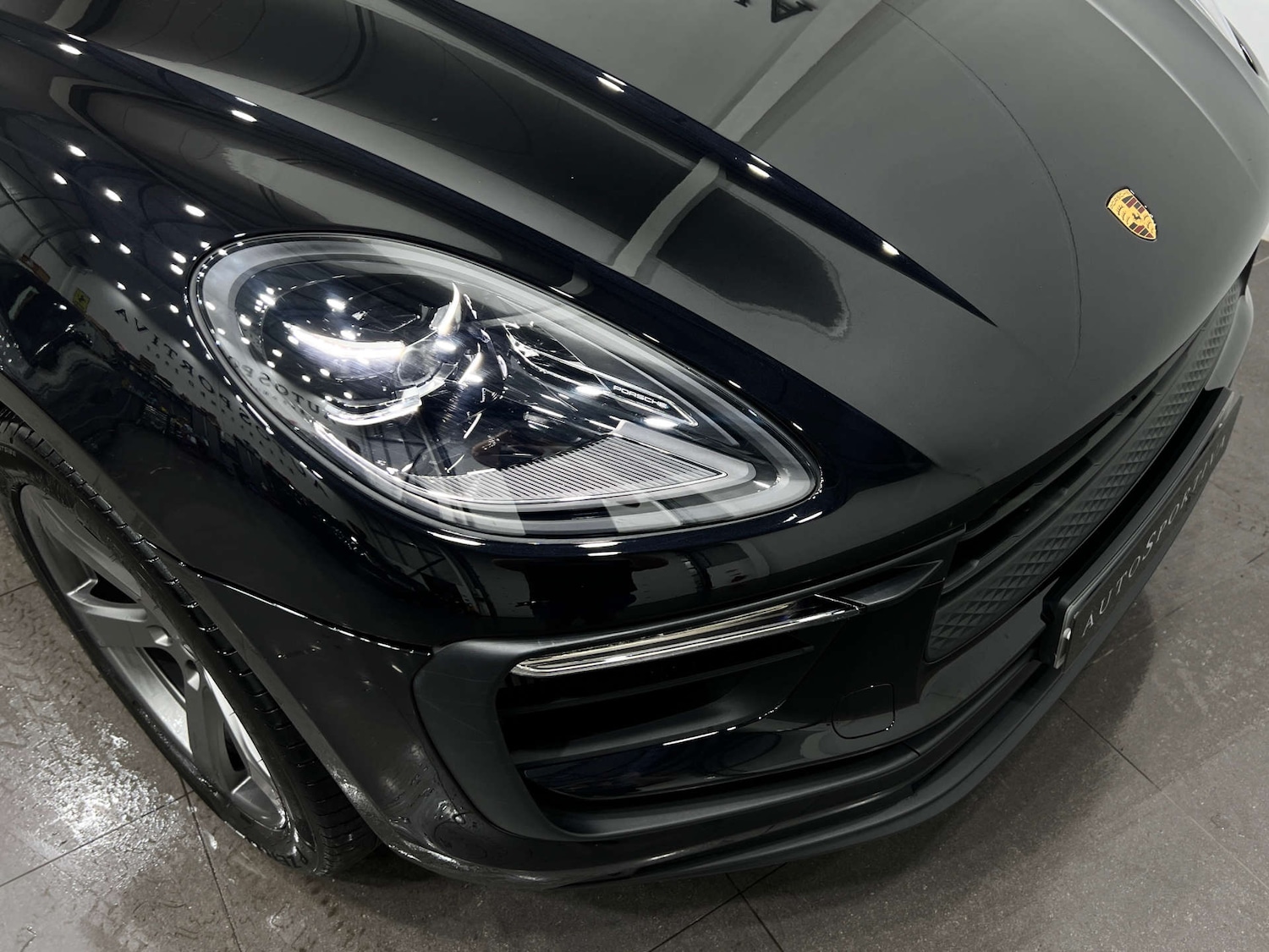 Used Porsche Macan 2024 for sale - 76275298: Photo 23