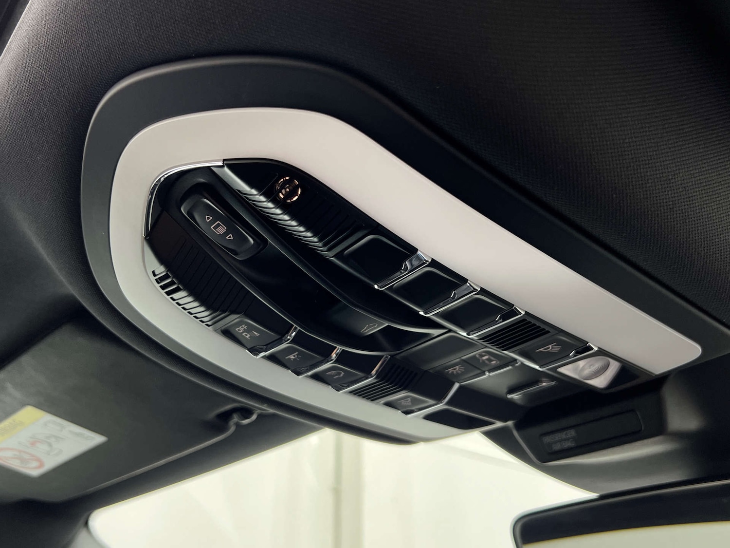 Used Porsche Macan 2024 for sale - 76275298: Photo 26