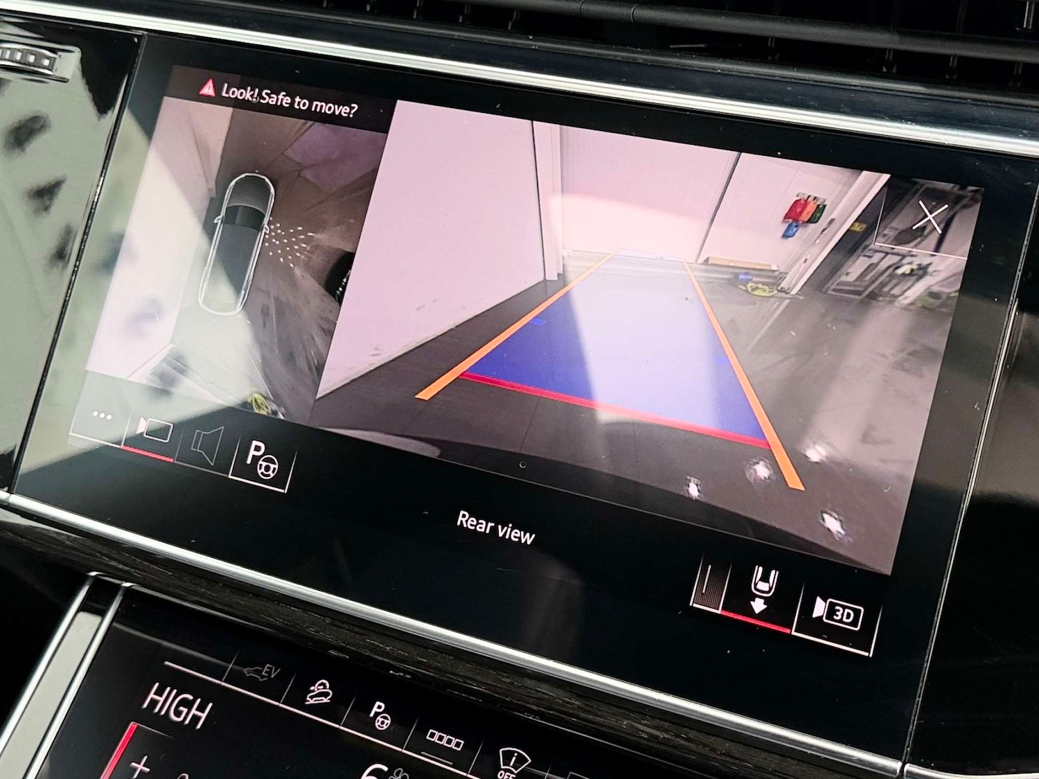 Used Audi Q8 2021 for sale - 77127354: Photo 51