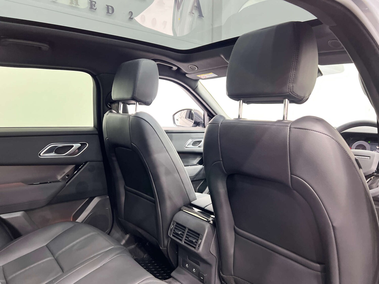 Used Land Rover Range Rover Velar 2023 for sale - 76223031: Photo 17