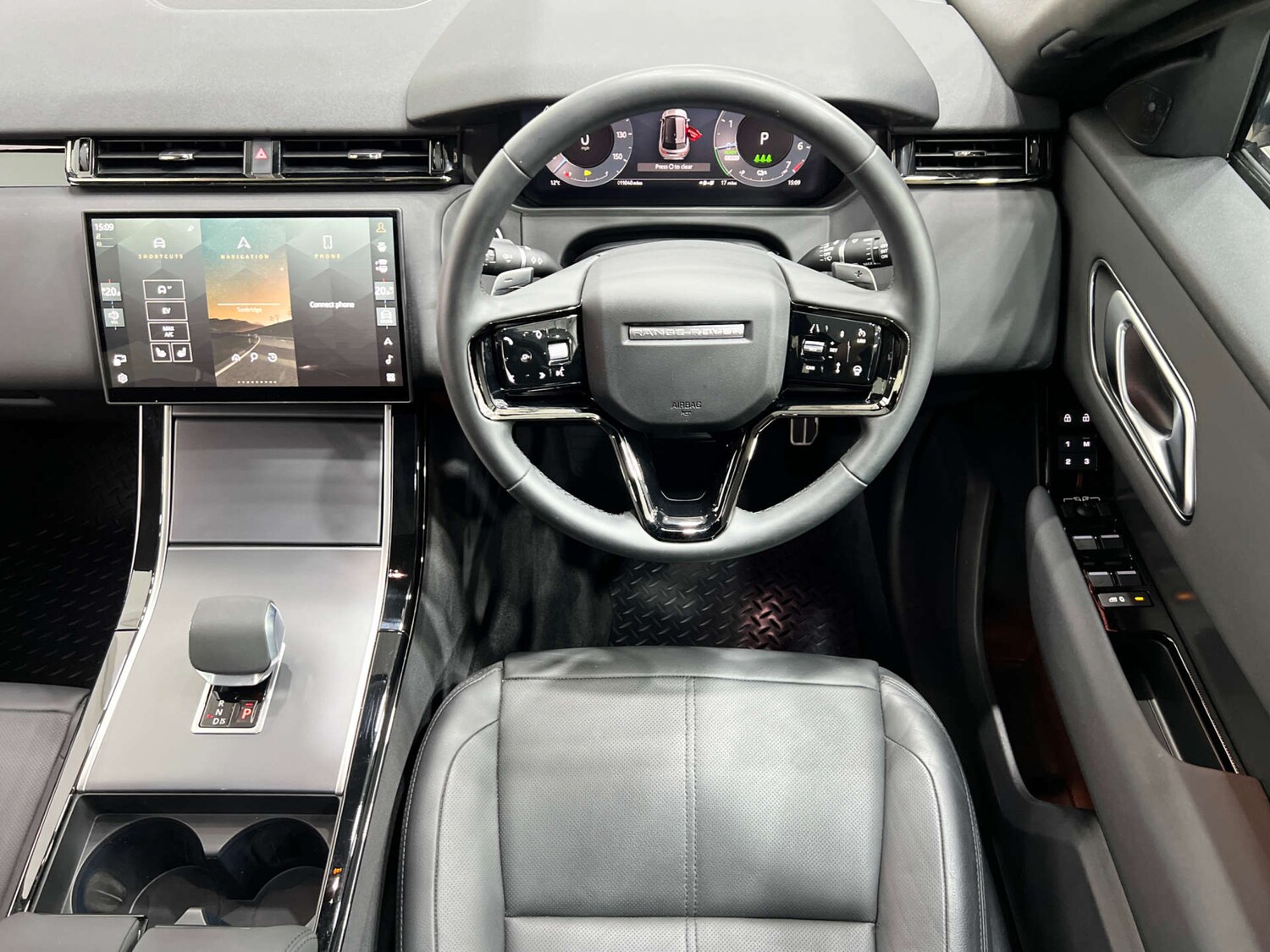 Used Land Rover Range Rover Velar 2023 for sale - 76223031: Photo 22