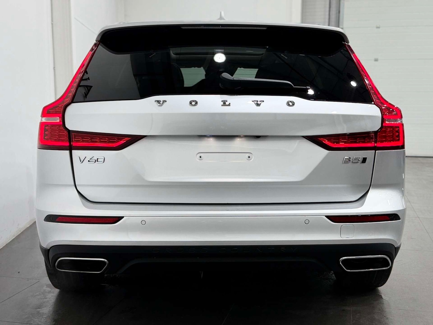 Used Volvo V60 2021 for sale - 76881609: Photo 10