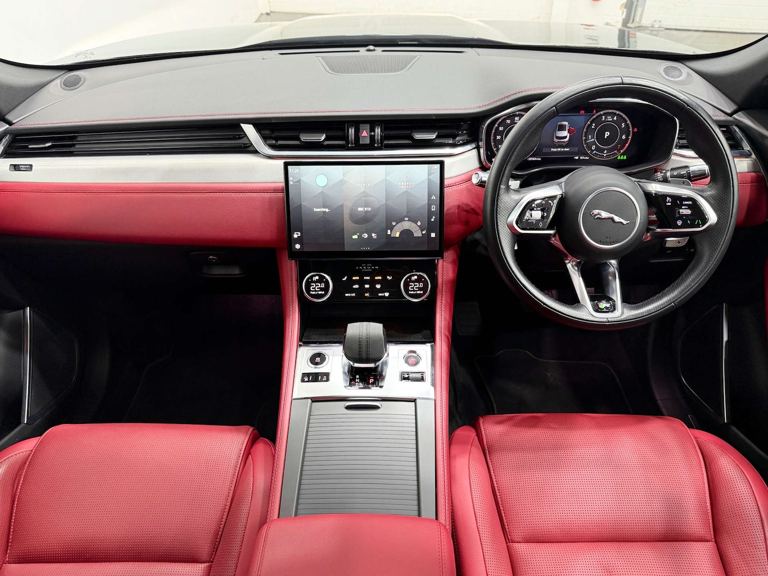 Used Jaguar F-Pace 2021 for sale - 77033679: Photo 21