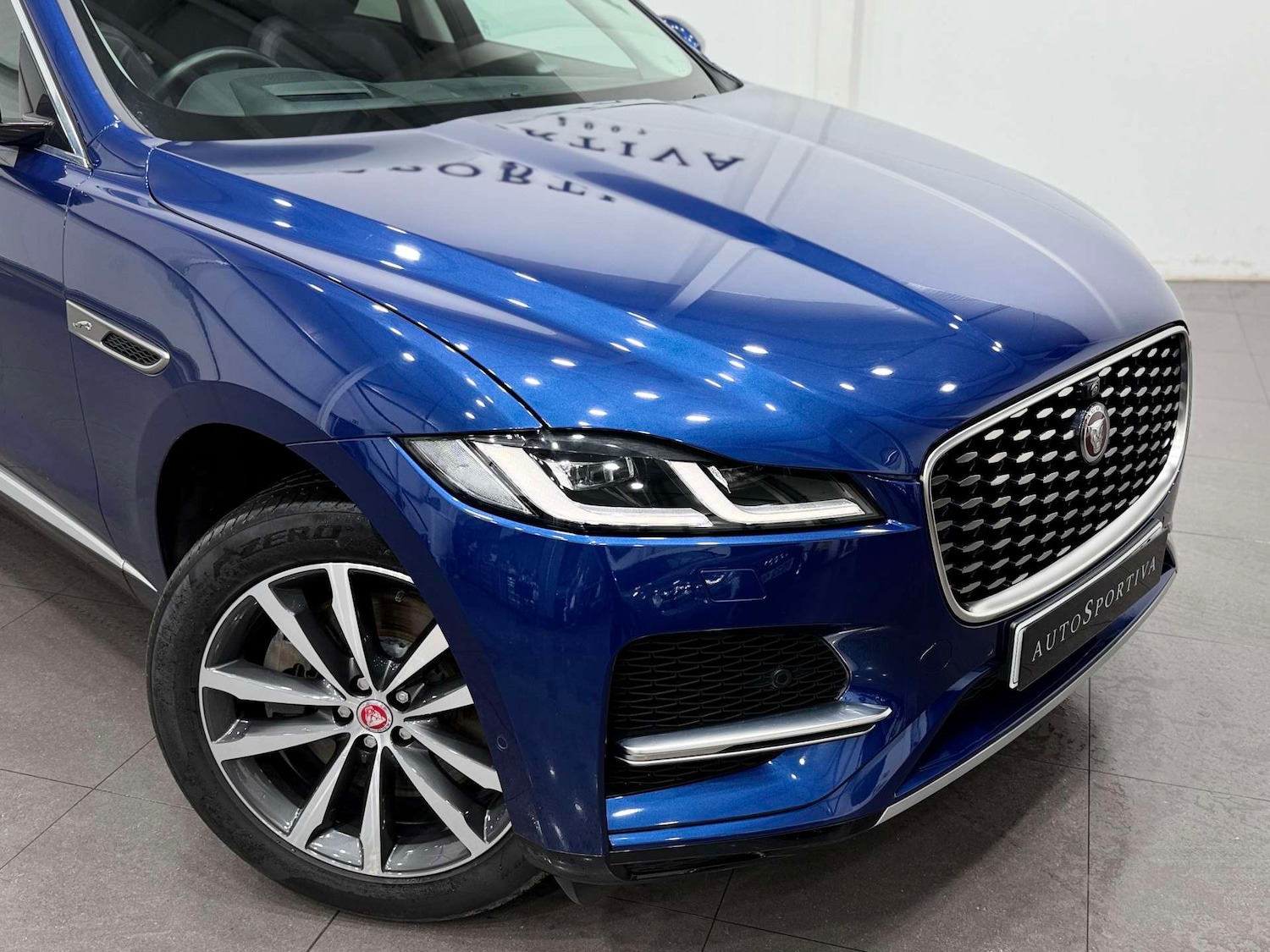 Used Jaguar F-Pace 2022 for sale - 76422528: Photo 19