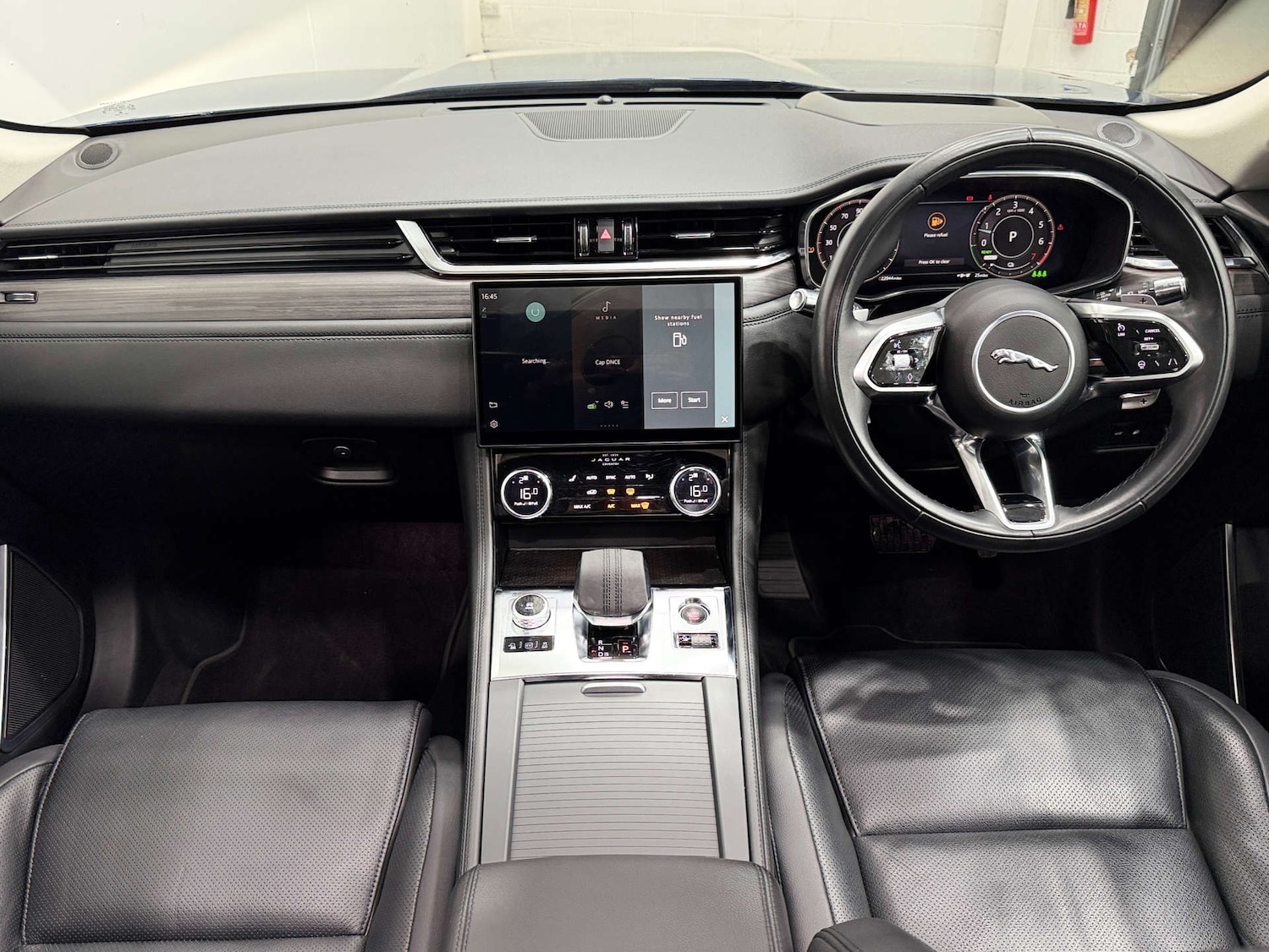 Used Jaguar F-Pace 2022 for sale - 76422528: Photo 26