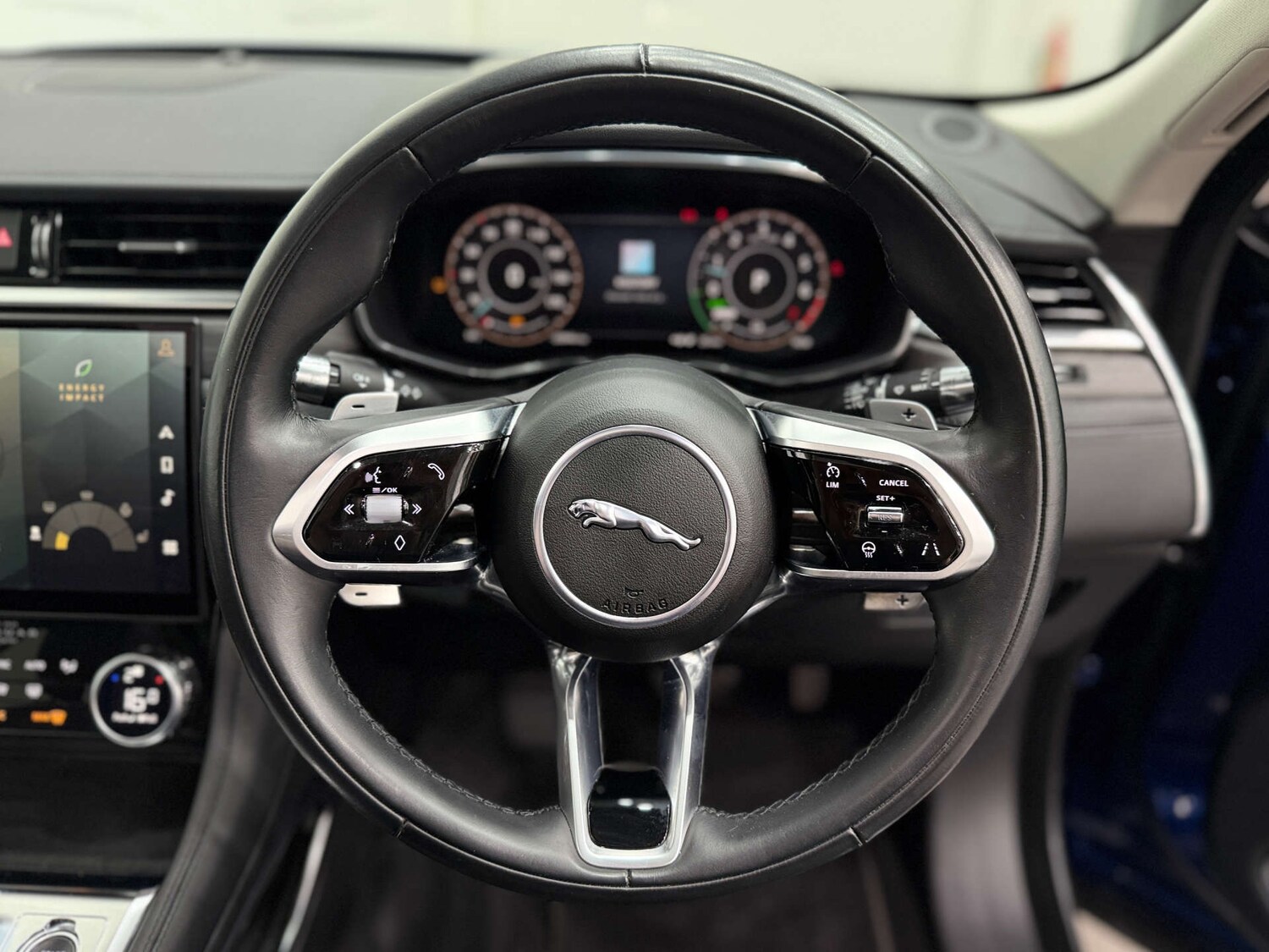 Used Jaguar F-Pace 2022 for sale - 76422528: Photo 28