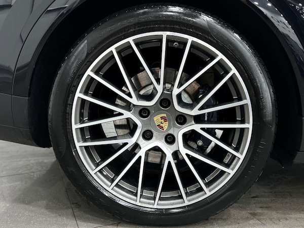 Used Porsche Cayenne 2022 for sale - 75656239: Photo 12
