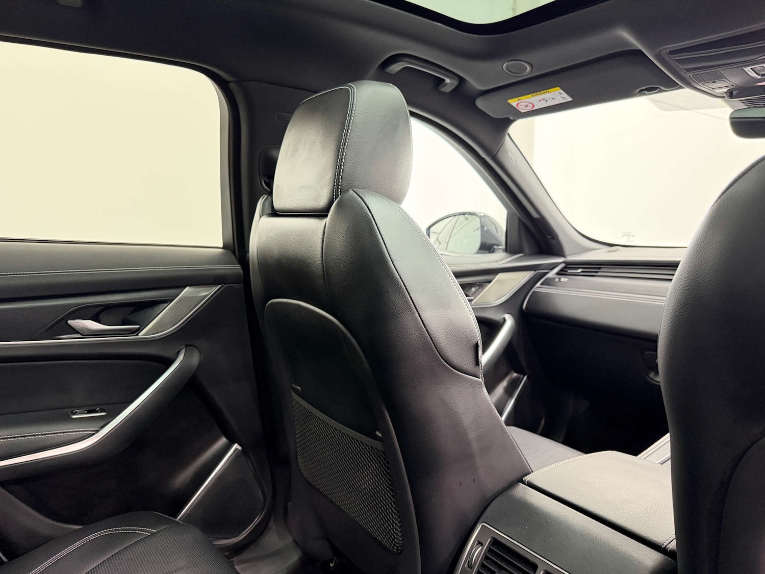 Used Jaguar F-Pace 2022 for sale - 77833850: Photo 18