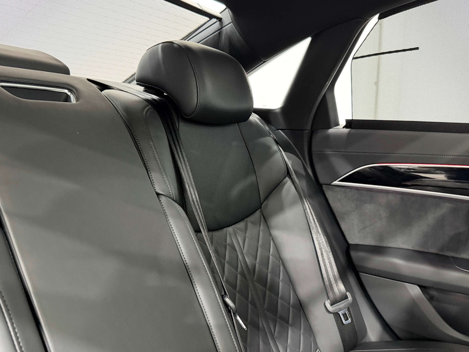 Used Audi A8 2022 for sale - 77762399: Photo 16