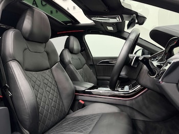 Used Audi A8 2022 for sale - 77762399: Photo