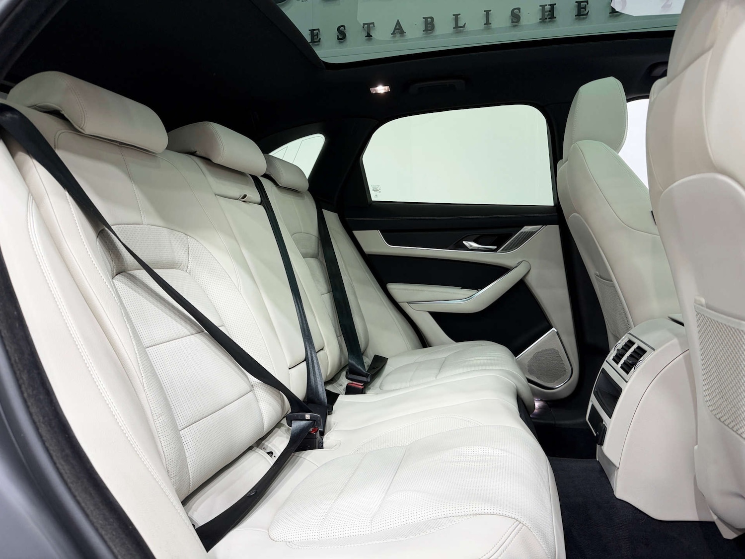 Used Jaguar F-Pace 2022 for sale - 77813648: Photo 15