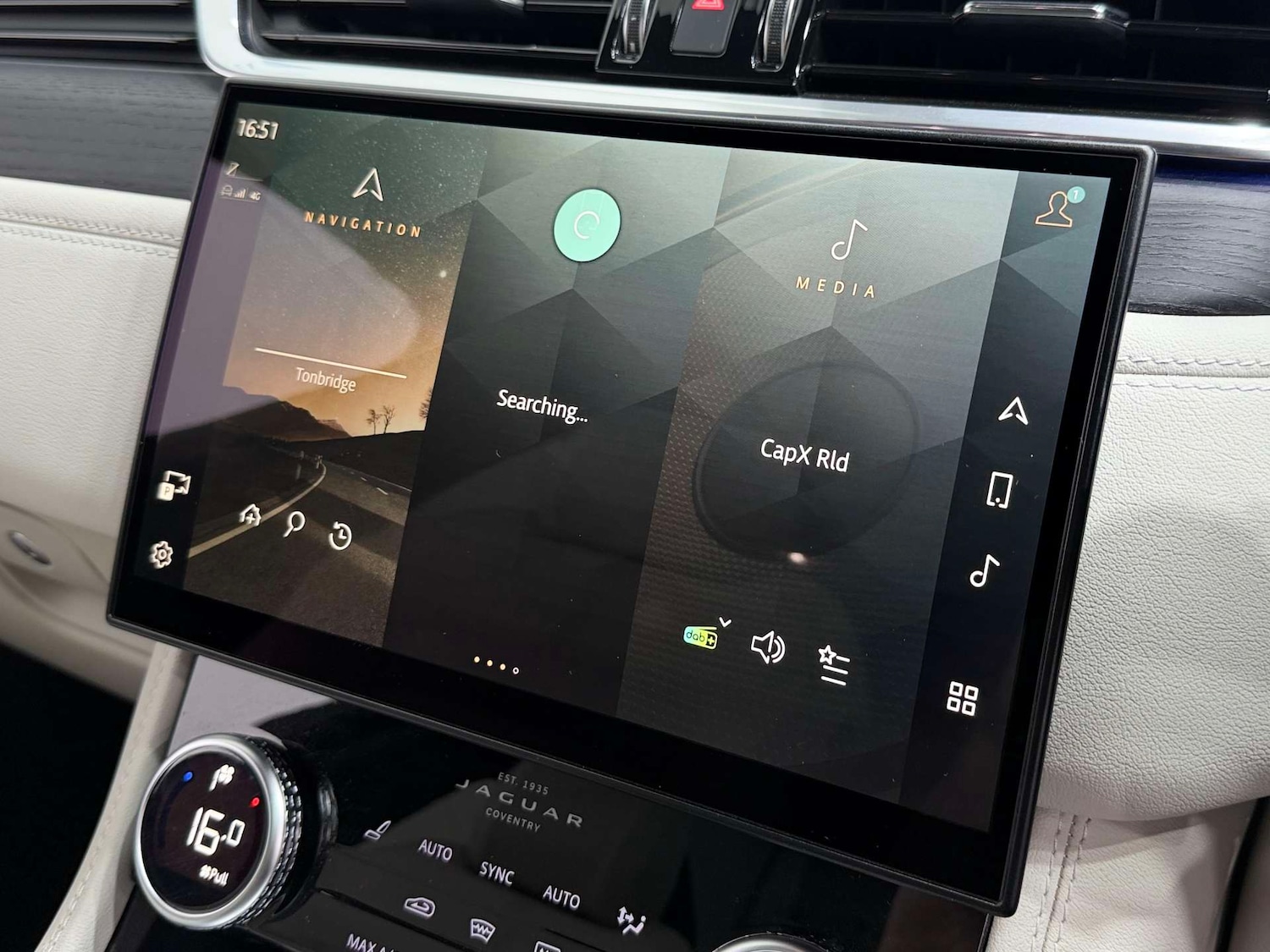 Used Jaguar F-Pace 2022 for sale - 77813648: Photo 42