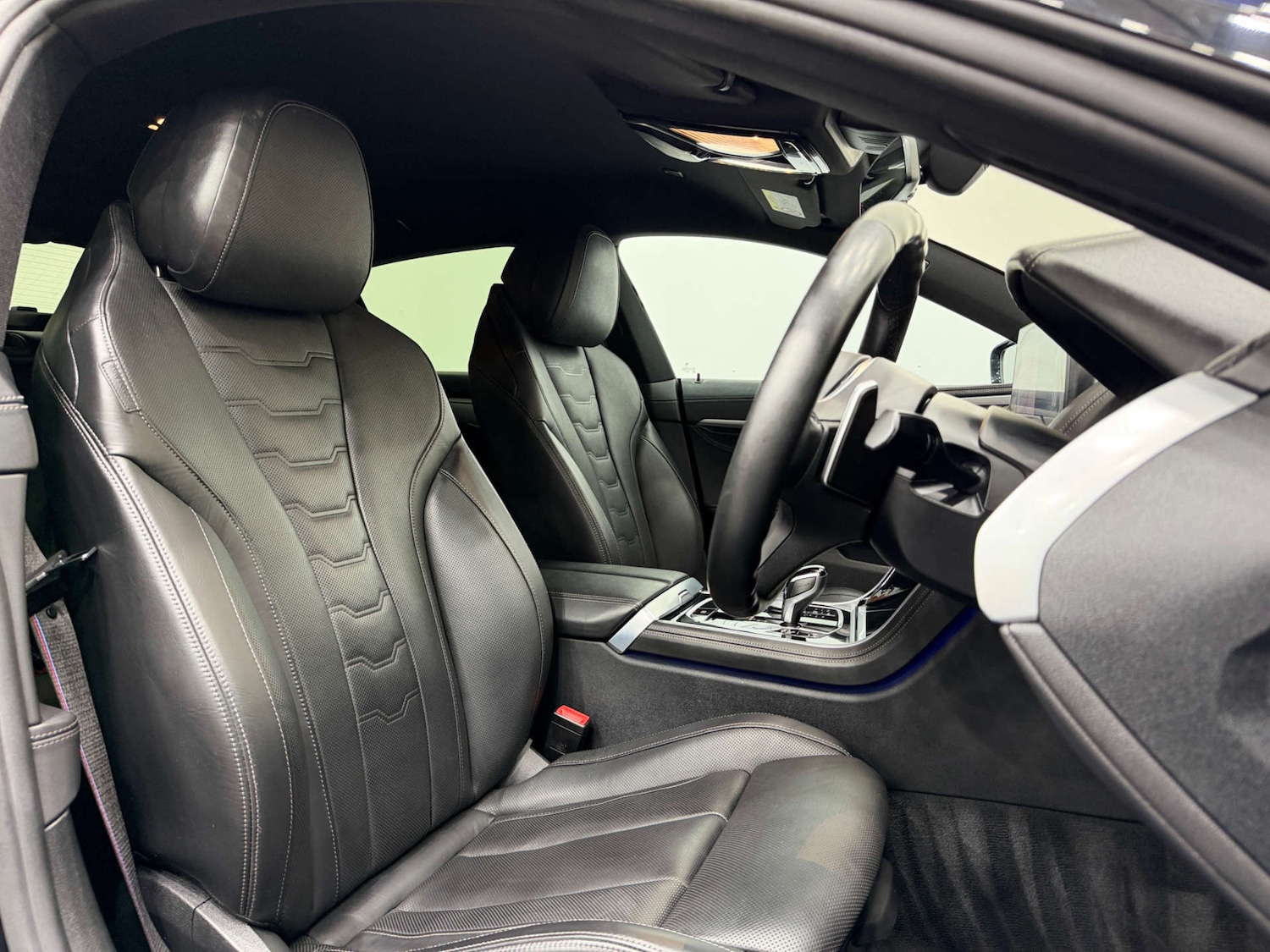 Used BMW 8 Series 2022 for sale - 78161918: Photo 2