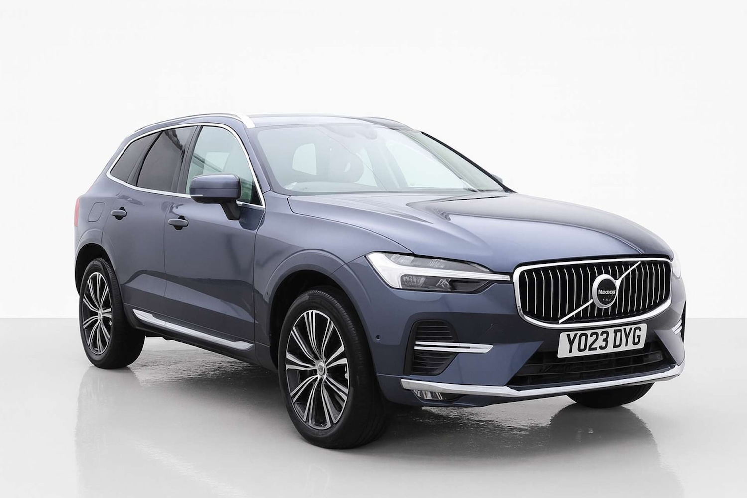 Used Volvo XC60 2023 for sale - 76724050: Photo 1