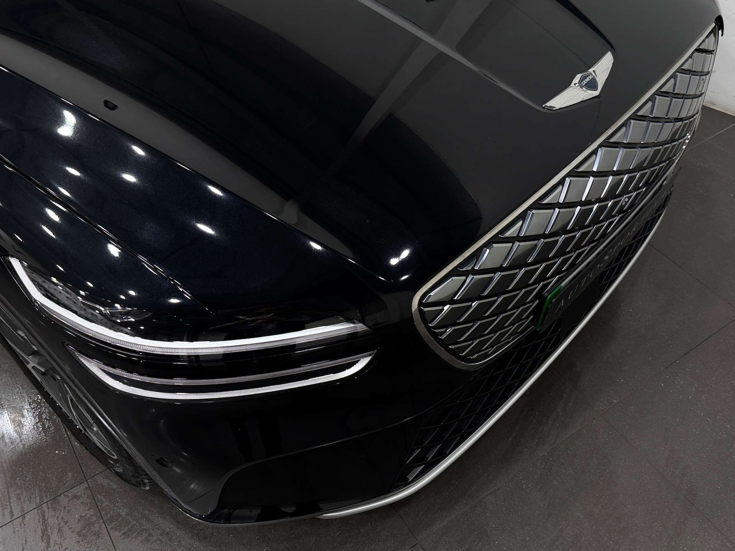 Used Genesis GV70 2023 for sale - 77833861: Photo 34