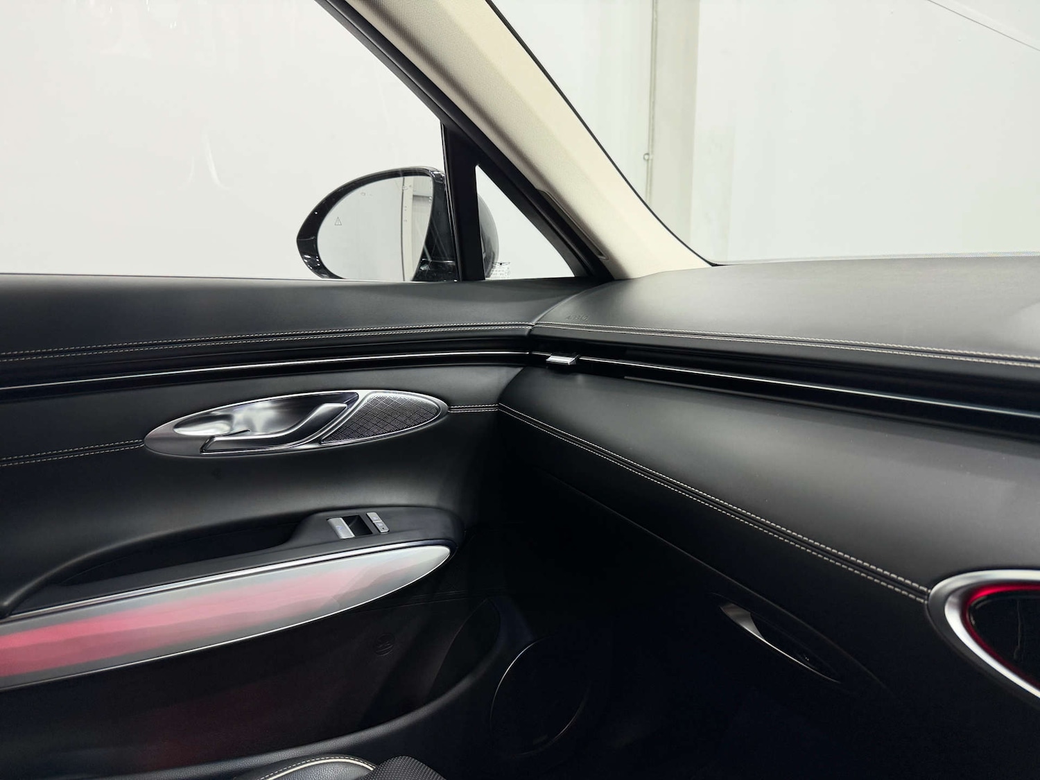 Used Genesis GV70 2023 for sale - 77833861: Photo 35