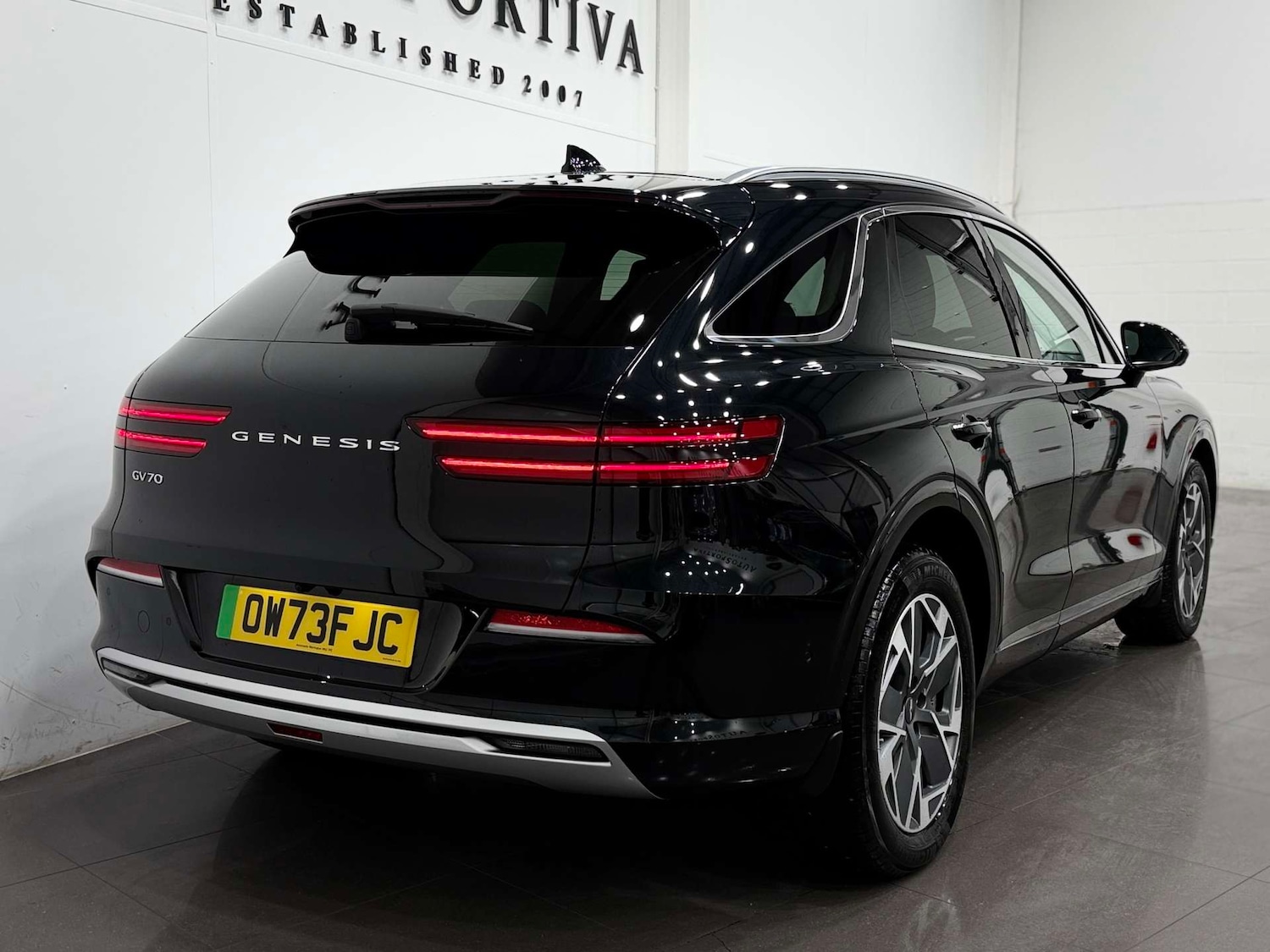 Used Genesis GV70 2023 for sale - 77833861: Photo 6