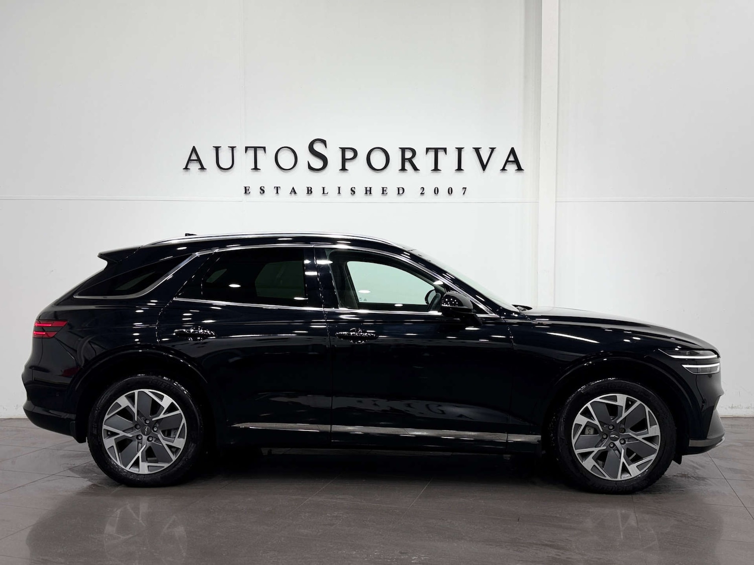 Used Genesis GV70 2023 for sale - 77833861: Photo 7