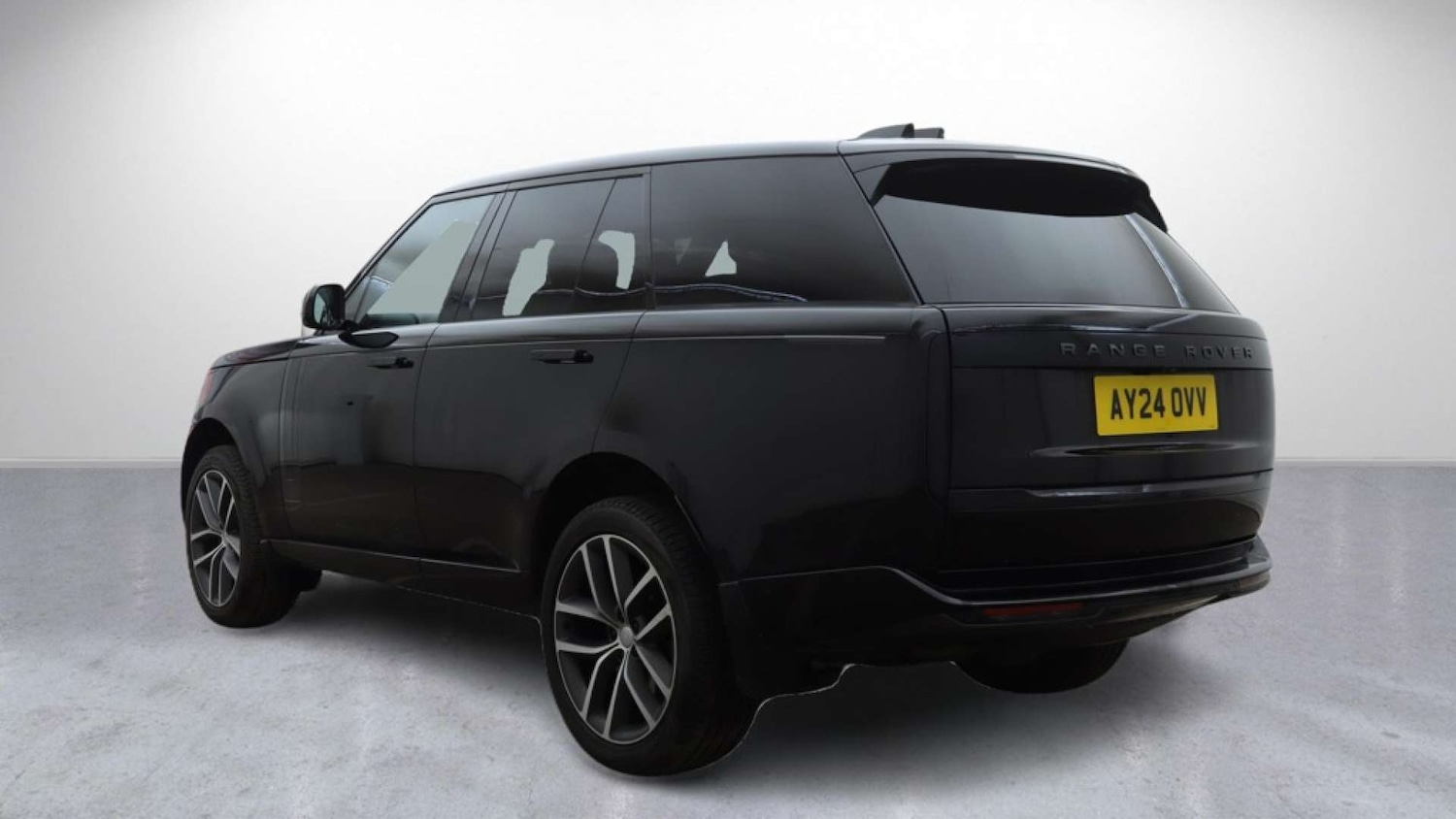 Used Land Rover Range Rover 2024 for sale - 77765732: Photo 2