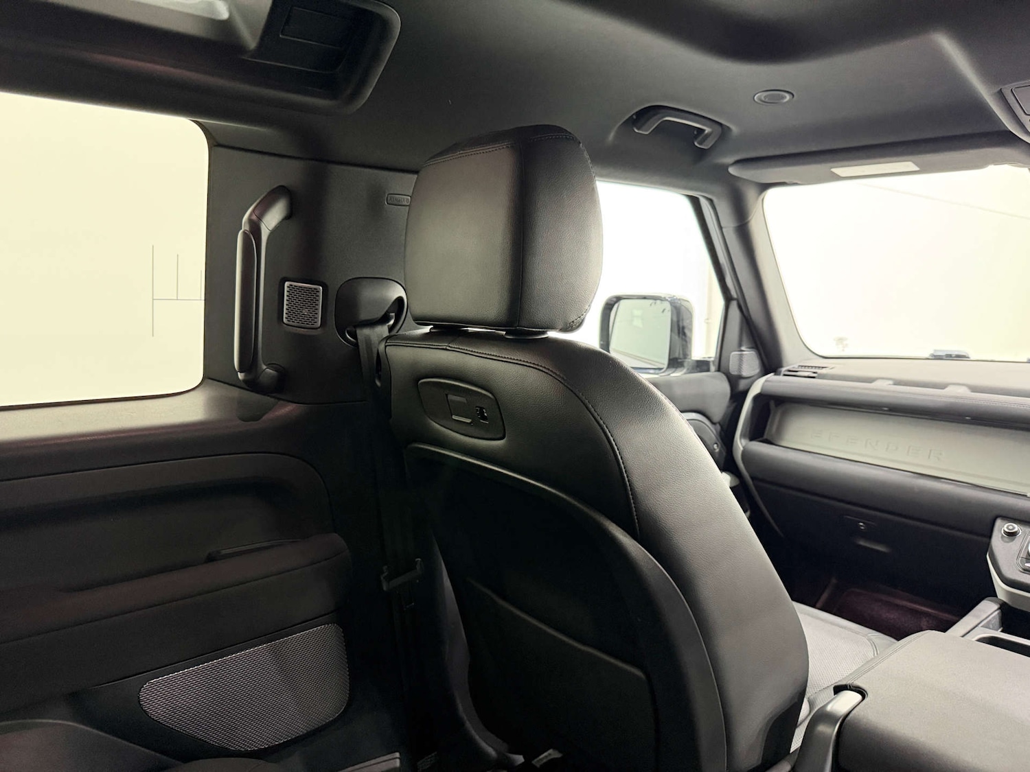 Used Land Rover Defender 2021 for sale - 77022403: Photo 18