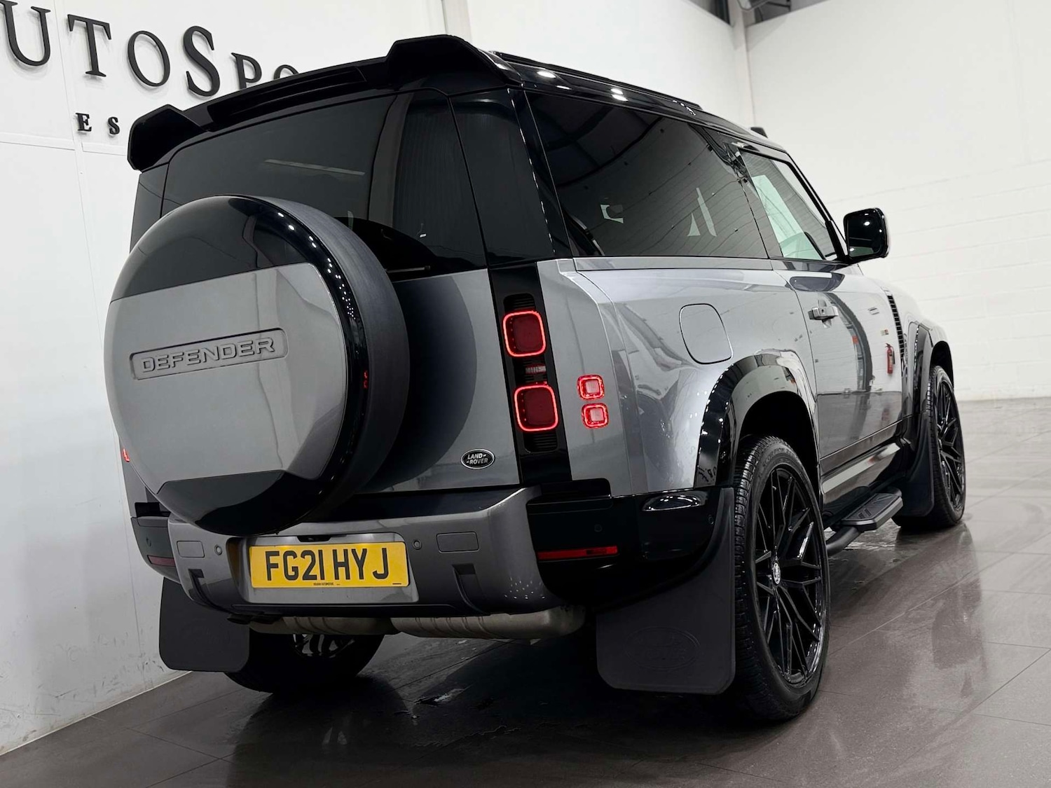 Used Land Rover Defender 2021 for sale - 77022403: Photo 26