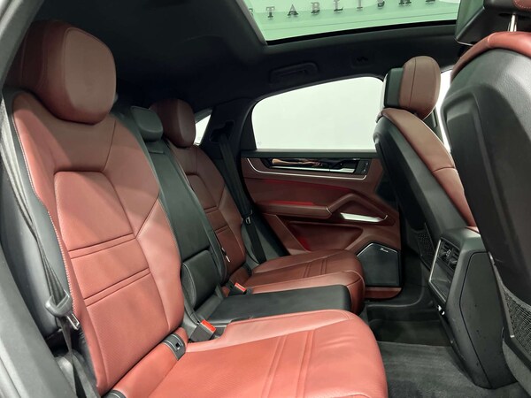 Used Porsche Cayenne 2023 for sale - 76220593: Photo 18