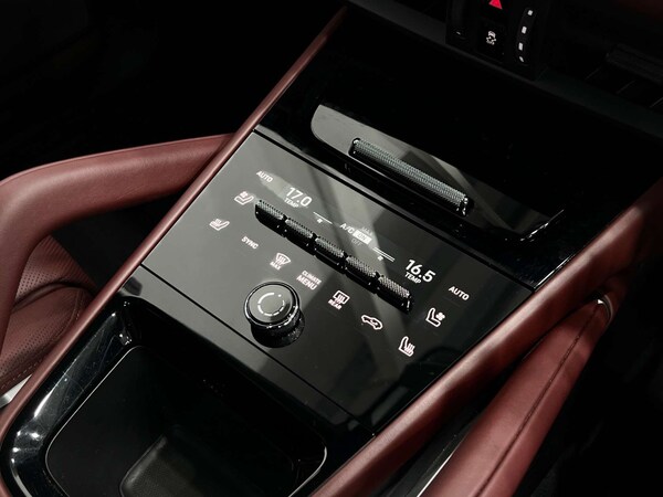 Used Porsche Cayenne 2023 for sale - 76220593: Photo 60