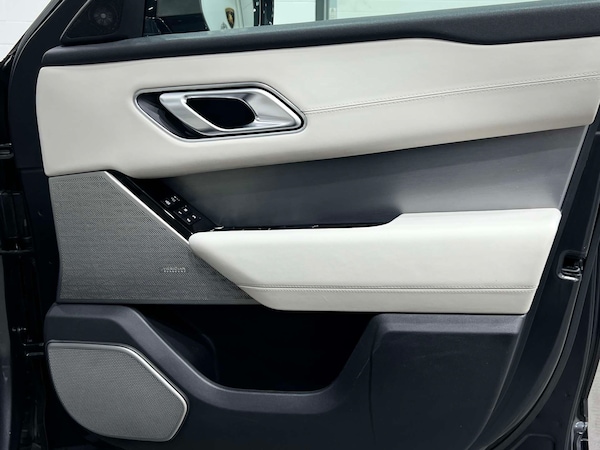 Used Land Rover Range Rover Velar 2021 for sale - 76277639: Photo 36