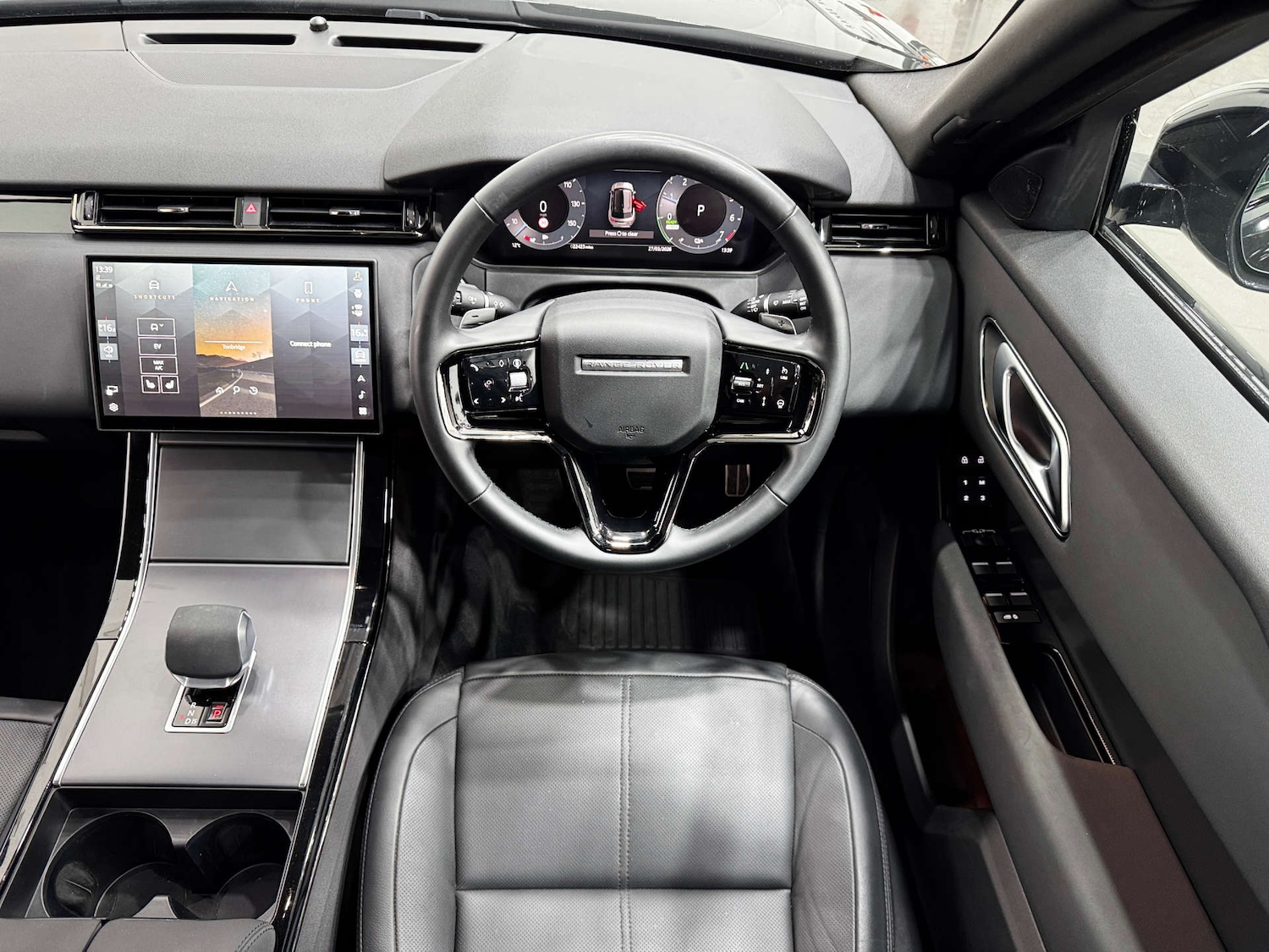 Used Land Rover Range Rover Velar 2024 for sale - 78000714: Photo 21