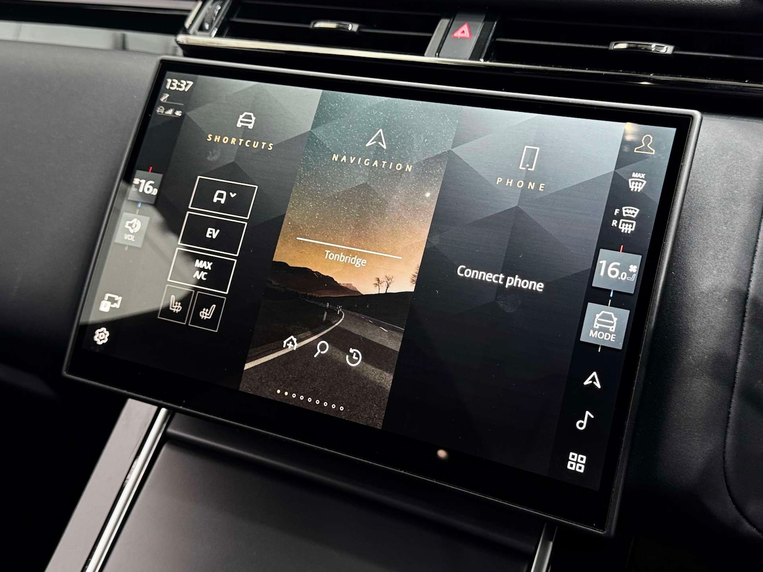 Used Land Rover Range Rover Velar 2024 for sale - 78000714: Photo 42