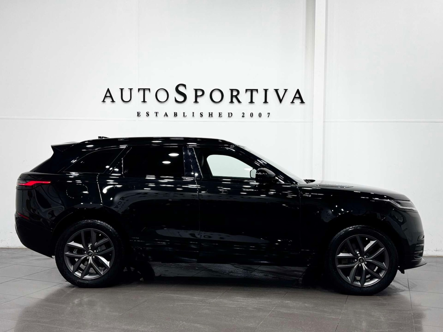 Used Land Rover Range Rover Velar 2024 for sale - 78000714: Photo 7