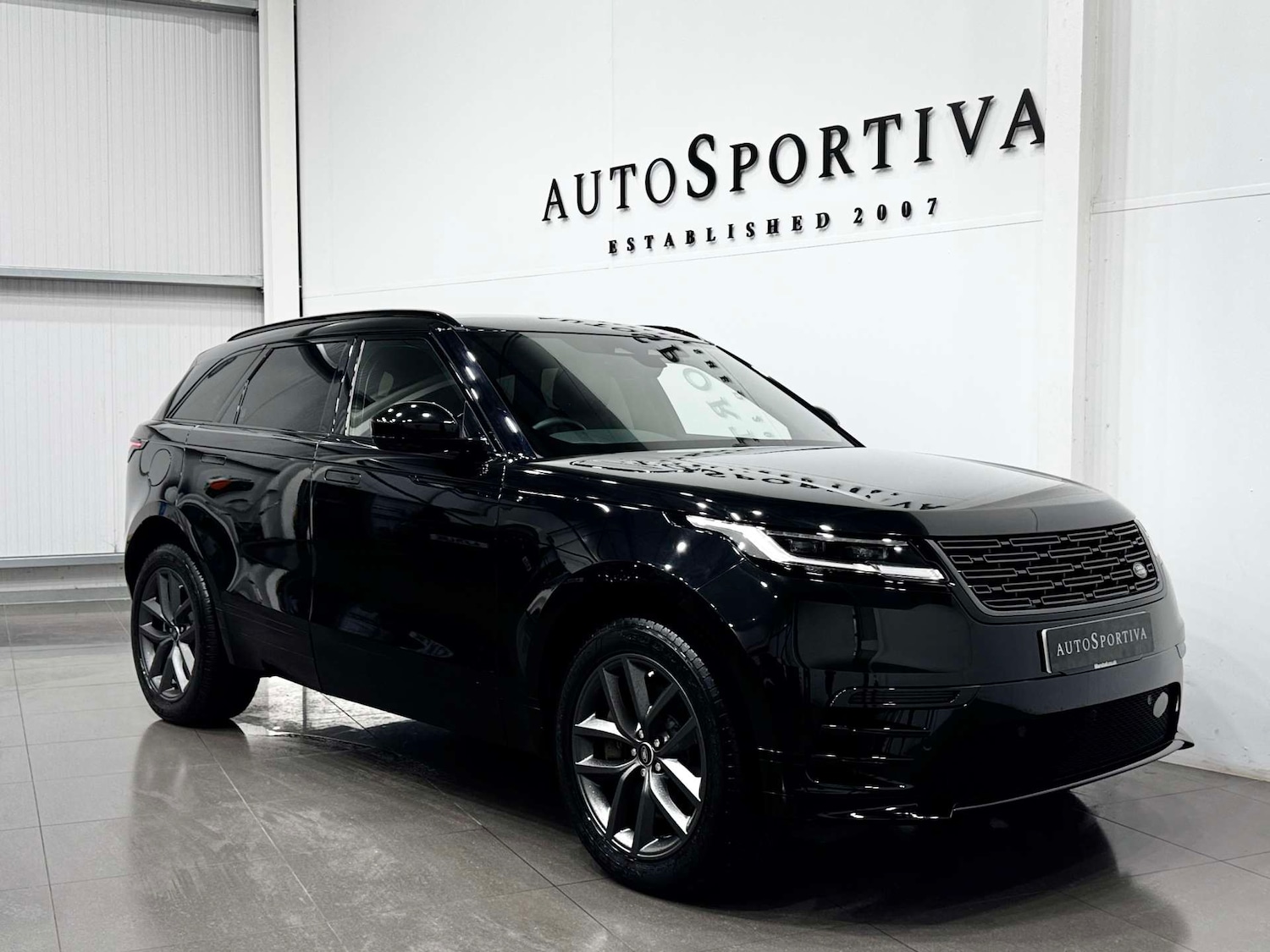 Used Land Rover Range Rover Velar 2024 for sale - 78000714: Photo 8