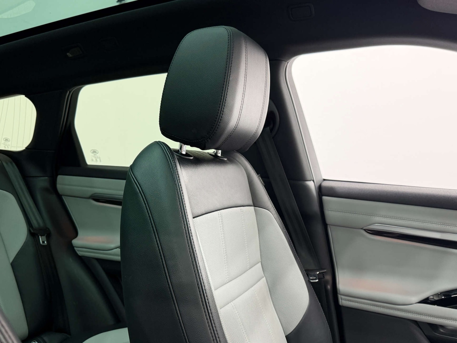 Used Land Rover Range Rover Evoque 2019 for sale - 78179613: Photo 40