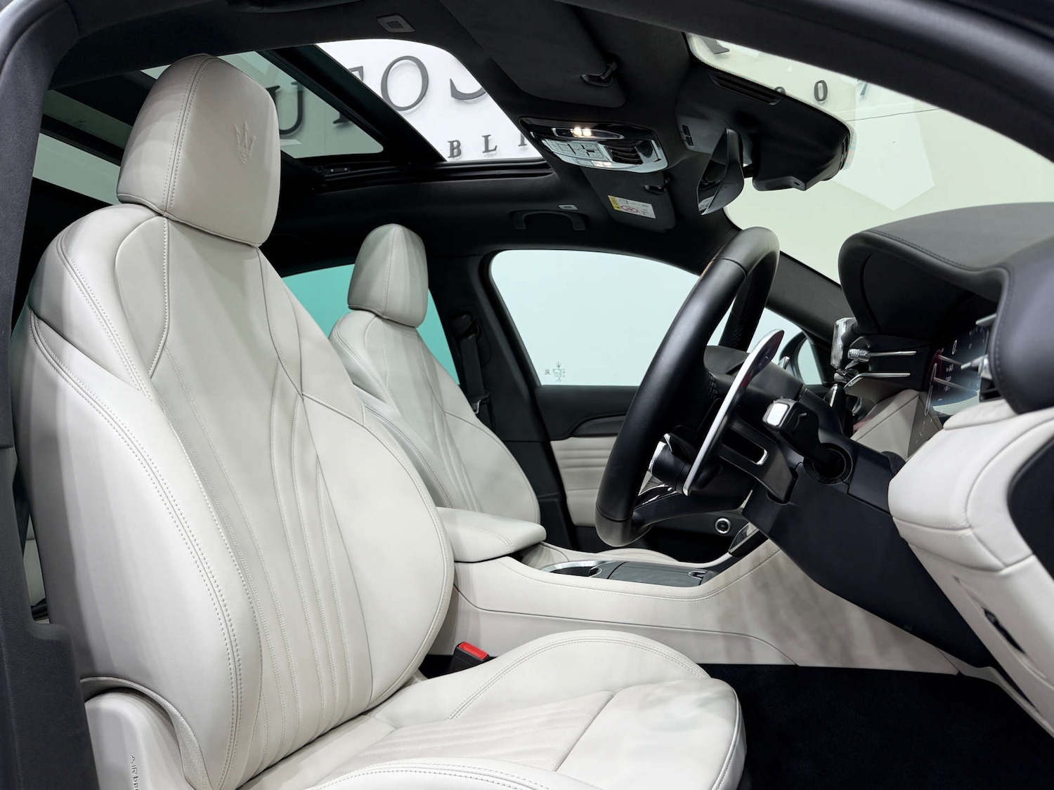 Used Maserati Other 2023 for sale - 77655666: Photo 2