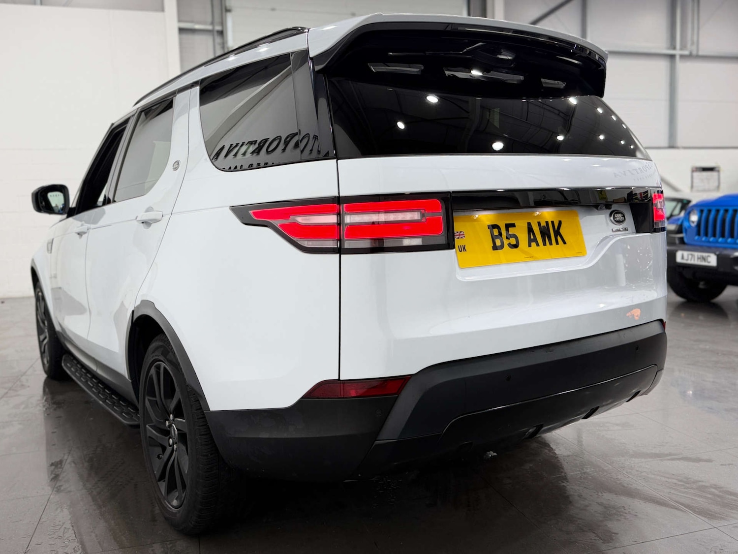 Used Land Rover Discovery 2017 for sale - 77025228: Photo 10