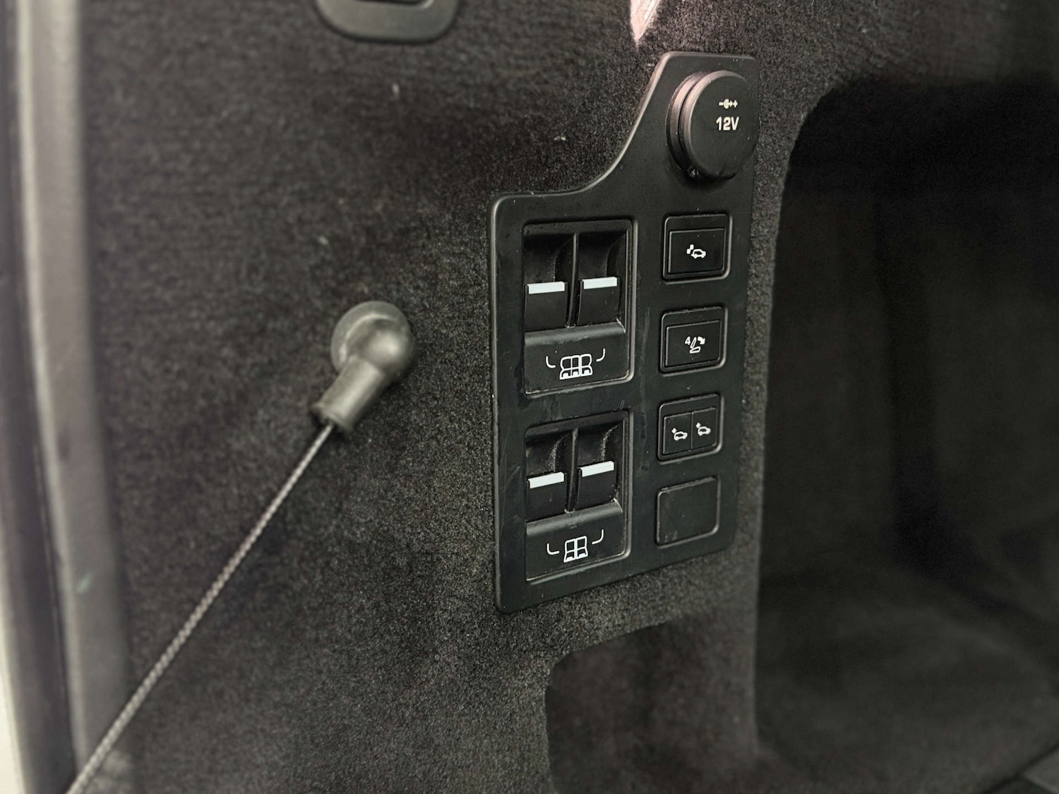 Used Land Rover Discovery 2017 for sale - 77025228: Photo 24