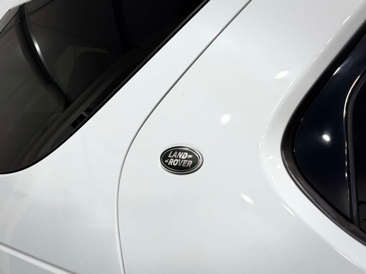 Used Land Rover Discovery 2017 for sale - 77025228: Photo 25