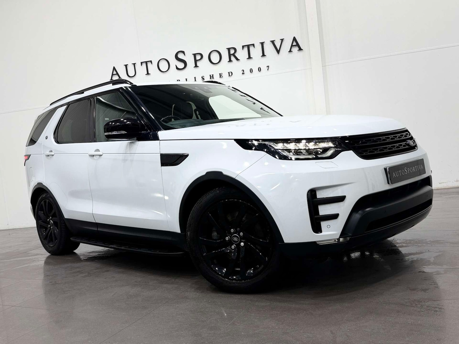 Used Land Rover Discovery 2017 for sale - 77025228: Photo 46